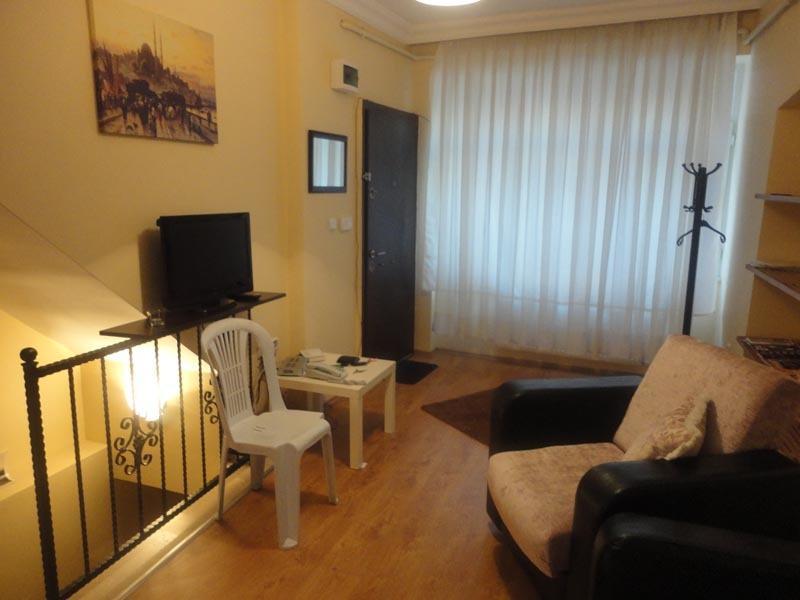 Pink Apart Taksim Istanbul Room photo